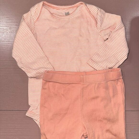 Carters 6M Baby Girl Orange Striped Outfit - Picture 1 of 4